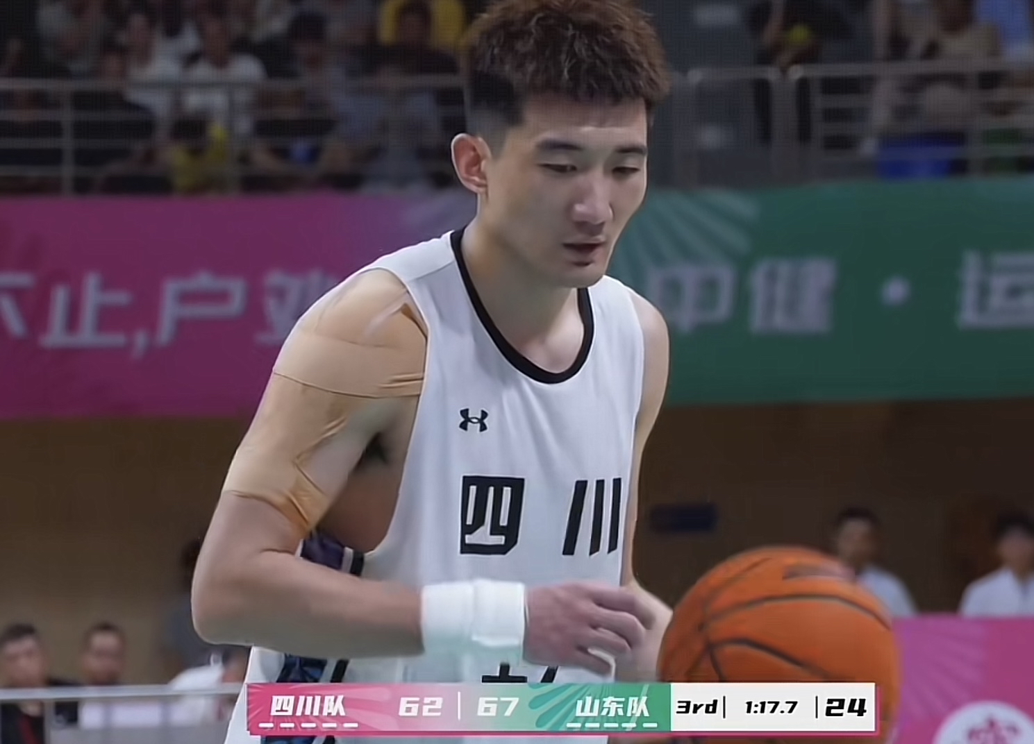 关于转折点！成都蓉城篮板制胜，CBA季后赛赛后攻防权衡，媒体盛赞，心理建设被强调的信息