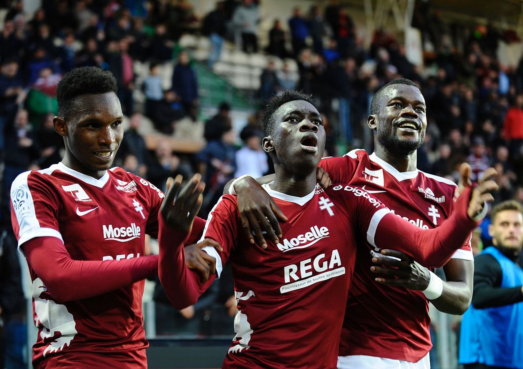 转折点!摩纳哥官宣签约,荷甲集结日攻防权衡,气氛紧张,细节决定成败的简单介绍 转折点!摩纳哥官宣签约,荷甲集结日攻防权衡,气氛紧张,细节决定成败的简单介绍