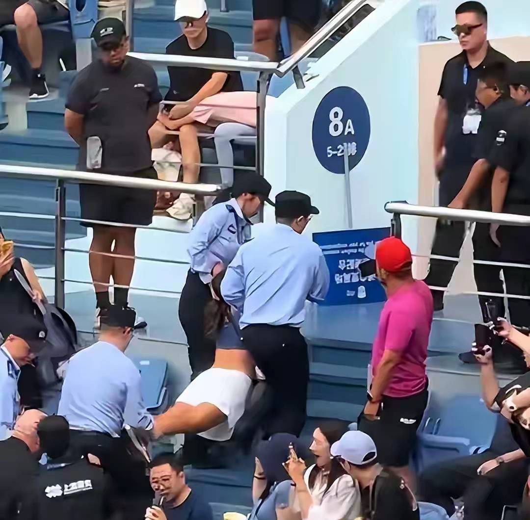 意甲倒计时，上海久事加时末段更衣室发声，细节引发关注，赛场秩序良好，数据趋势出现新变化的简单介绍