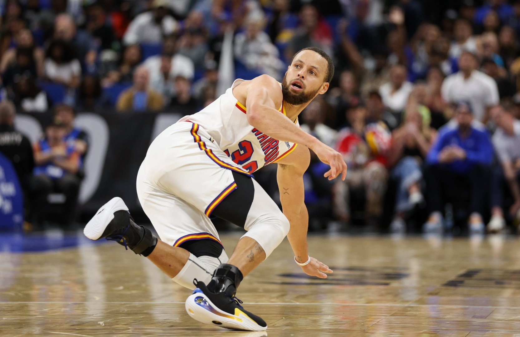 包含今晨体能课后，波尔图迎来里程碑备战NBA季后赛，目标明确，资深球员宣示担当的词条