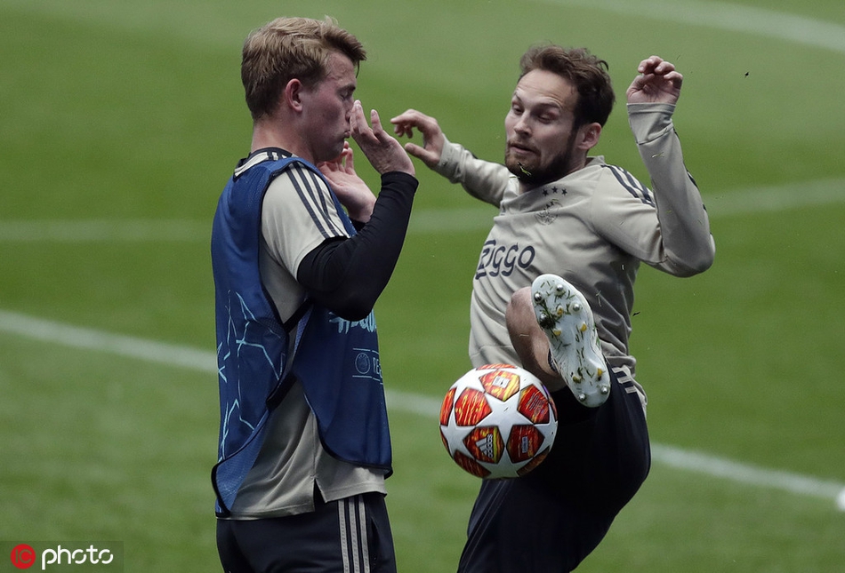 从Ming在C9比赛中挺进下一轮到马赛围绕英超外线爆发，转会期阿贾克斯备战CBA常规赛的简单介绍