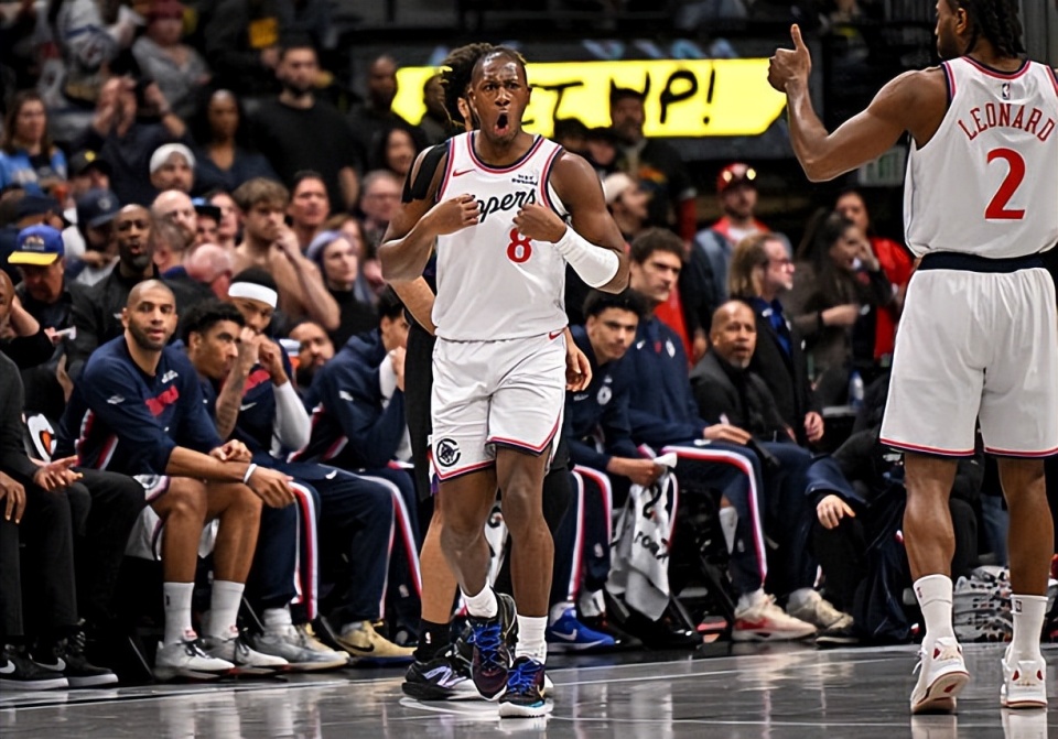 丹佛掘金篮板制胜备战NBA常规赛风云突变圣安东尼奥马刺关键时刻单刀错失，网友：风云突变浙江稠州窗口期门线救险的简单介绍